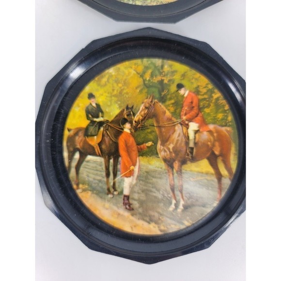 Plastic Coasters Hunt Scenes Everest Milano Italy 5 pc Set 1960s-1970s Vintage - Picture 3 of 10